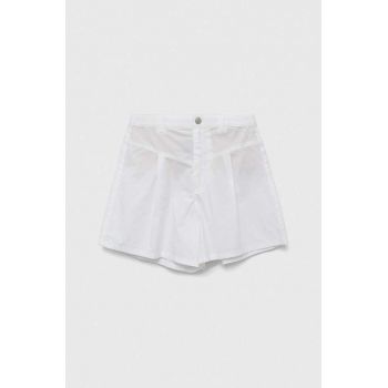 United Colors of Benetton pantaloni scurți din bumbac pentru copii culoarea alb, neted, talie reglabila