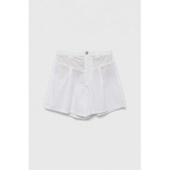 United Colors of Benetton pantaloni scurți din bumbac pentru copii culoarea alb, neted, talie reglabila