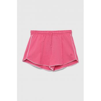 United Colors of Benetton pantaloni scurți din bumbac pentru copii culoarea roz, neted