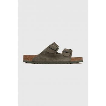 Birkenstock papuci din piele Arizona barbati, culoarea verde, 1025657