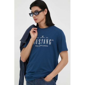 Mustang tricou din bumbac culoarea albastru marin, cu imprimeu