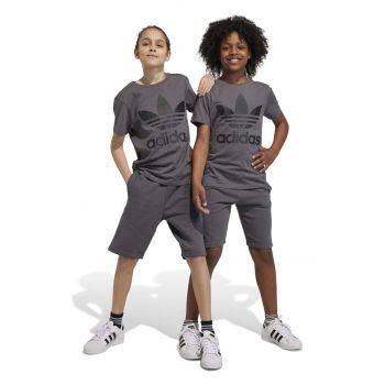 adidas Originals pantaloni scurti copii culoarea gri, cu imprimeu, talie reglabila