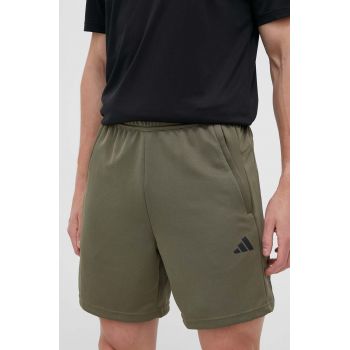 adidas Performance pantaloni scurți de antrenament Train Essentials culoarea verde