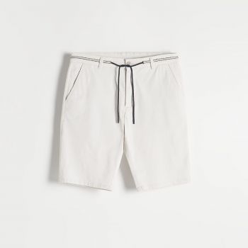 Reserved - Pantaloni scurți chino slim - Gri deschis