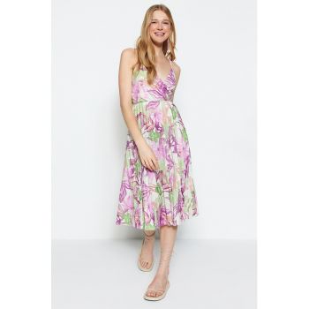 Rochie evazata cu aspect plisat