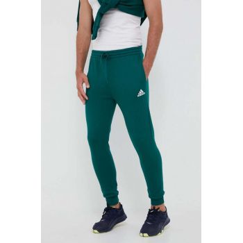adidas pantaloni de trening culoarea verde, uni IJ8892 de firma originali