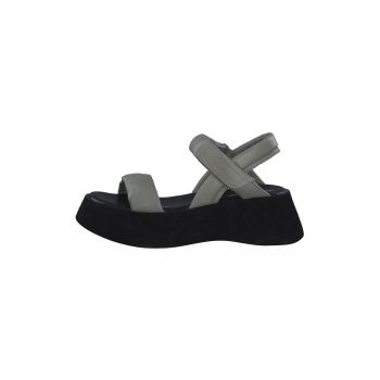 Sandale din piele cu talpa wedge si inchidere velcro ieftine