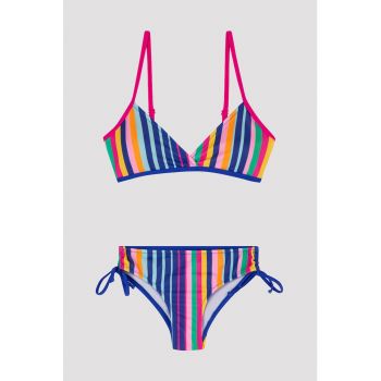 Costum de baie in dungi