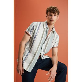 Camasa regular fit cu model in dungi ieftina