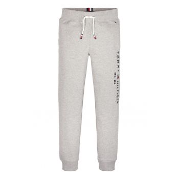 Pantaloni sport cu logo la reducere