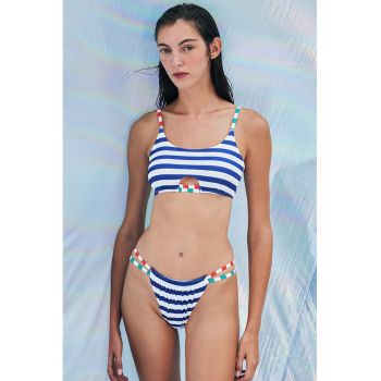 Sutien de baie cu model in dungi ieftin