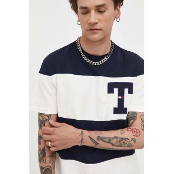 Tommy Jeans tricou din bumbac culoarea albastru marin, cu imprimeu