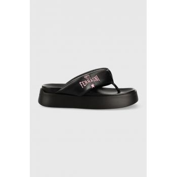 Chiara Ferragni slapi CF3149 femei, culoarea negru, cu platforma, CF PLATFORM FLIP FLOP