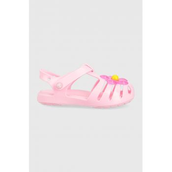 Crocs sandale copii ISABELLA CHARM SANDAL culoarea roz