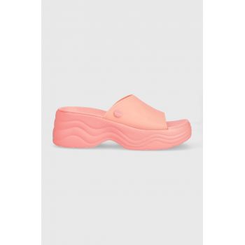 Crocs papuci Skyline Slide femei, culoarea roz, cu platforma, 208182 ieftini