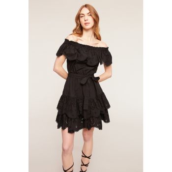 Rochie evazata cu detalii din dantela englezeasca