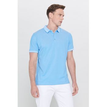 Tricou polo slim fit cu fenta cu nasturi