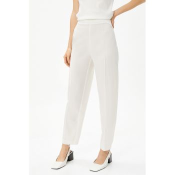 Pantaloni drepti slim fit