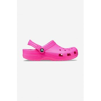 Crocs slapi copii Classic Kids Clog culoarea roz ieftini