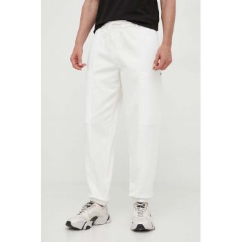 Armani Exchange pantaloni barbati, culoarea bej de firma originali