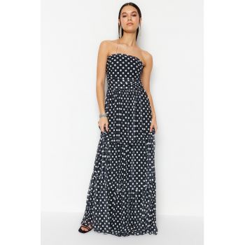 Rochie maxi evazata cu buline la reducere