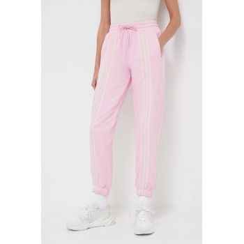 adidas Originals pantaloni de trening din bumbac culoarea roz, cu imprimeu de firma original