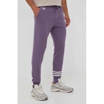 adidas Originals pantaloni de trening culoarea violet, cu imprimeu