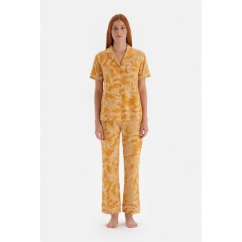 Pijama lunga cu imprimeu paisley la reducere