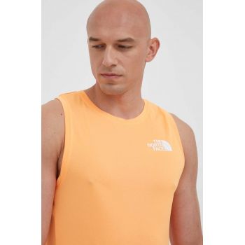 The North Face tricou sport Mountain Athletics culoarea portocaliu The North Face tricou sport Mountain Athletics culoarea portocaliu