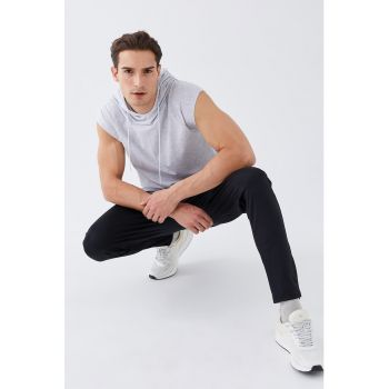 Pantaloni sport cu snur