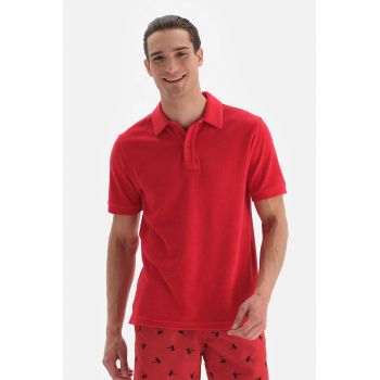 Tricou polo cu fenta cu nasturi