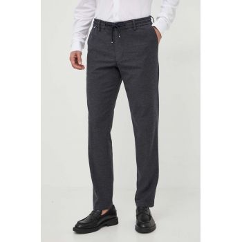 BOSS pantaloni barbati, cu fason chinos