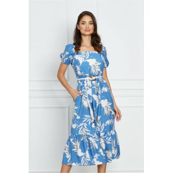 Rochie Diana midi albastra cu imprimeuri florale albe si cordon in talie