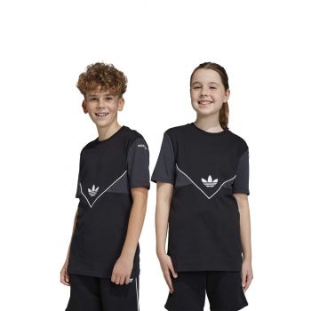 adidas Originals tricou de bumbac pentru copii culoarea negru, modelator