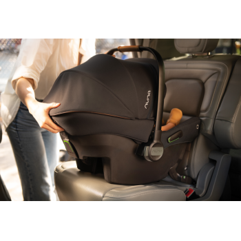 Scoica auto cu isofix Nuna Pipa urbn Granite conform ECE R129 si testata ADAC