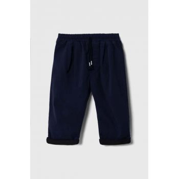 United Colors of Benetton pantaloni bebe culoarea albastru marin, neted