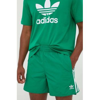 adidas Originals pantaloni scurți bărbați, culoarea verde IM4424