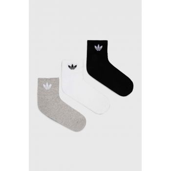 adidas Originals șosete 3-pack culoarea alb IJ5612