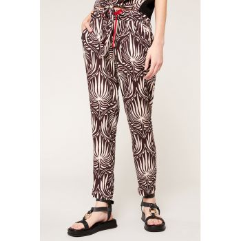 Pantaloni jogger cu model oriental