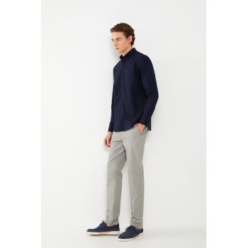 Pantaloni texturati cu pensa