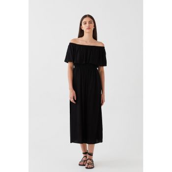 Rochie midi cu decolteu pe umeri