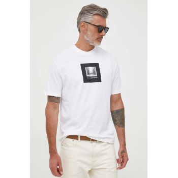 United Colors of Benetton tricou din bumbac culoarea alb, cu imprimeu
