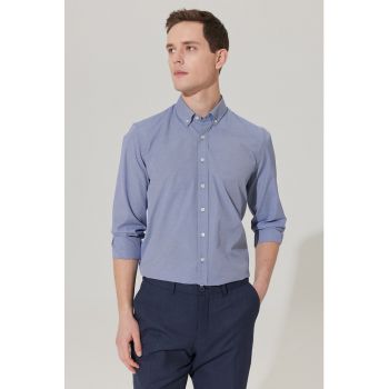 Camasa slim fit cu guler fixat cu nasturi