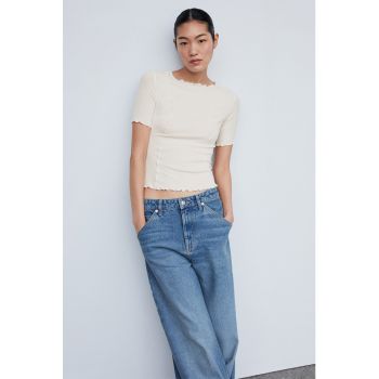 Tricou elastic cu terminatie valurita Curli
