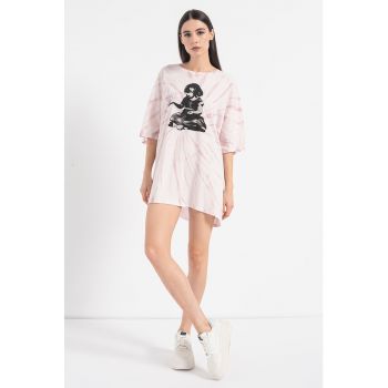 Tricou supradimensionat cu model tie-dye