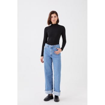 Bluza striata cu guler valurit