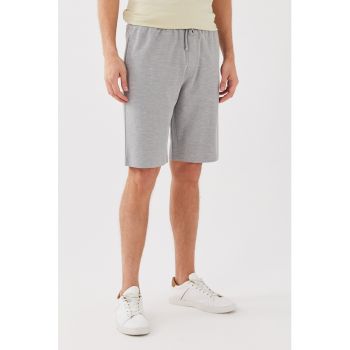 Pantaloni scurti cu snur in talie