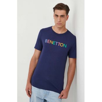 United Colors of Benetton tricou din bumbac culoarea albastru marin, cu imprimeu