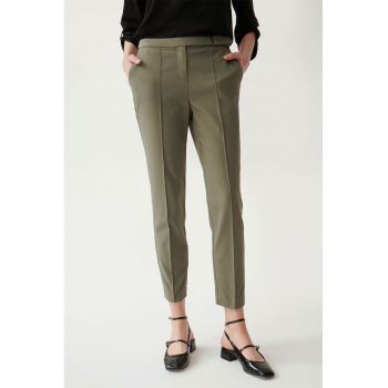 Pantaloni chino crop cu talie medie