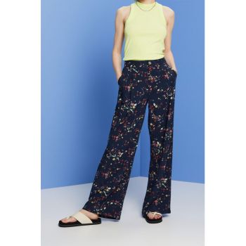 Pantaloni cu croiala ampla si imprimeu floral